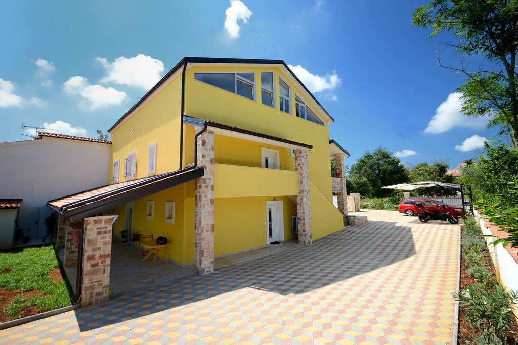 Apartments Villa Mimi Višnjan Rum bild